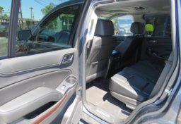 2020 GMC Yukon - Image 28