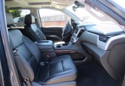 2020 GMC Yukon - Image 24