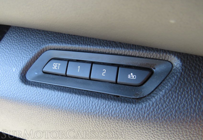 2017 Cadillac Escalade - Image 48