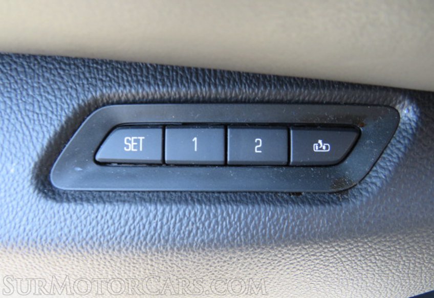 2017 Cadillac Escalade - Image 47