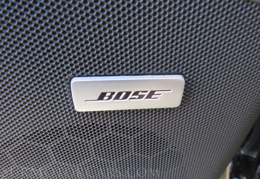 2017 Cadillac Escalade - Image 46