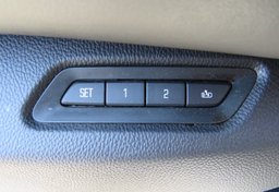 2017 Cadillac Escalade - Image 47