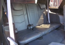 2017 Cadillac Escalade - Image 34