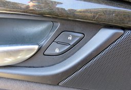 2017 Cadillac Escalade - Image 50