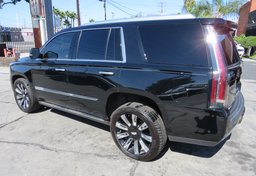 2017 Cadillac Escalade - Image 5