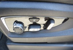 2017 Cadillac Escalade - Image 44