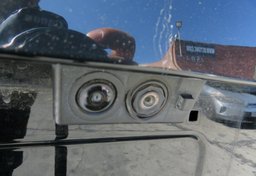 2017 Cadillac Escalade - Image 19