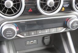 2021 Nissan Sentra - Image 35