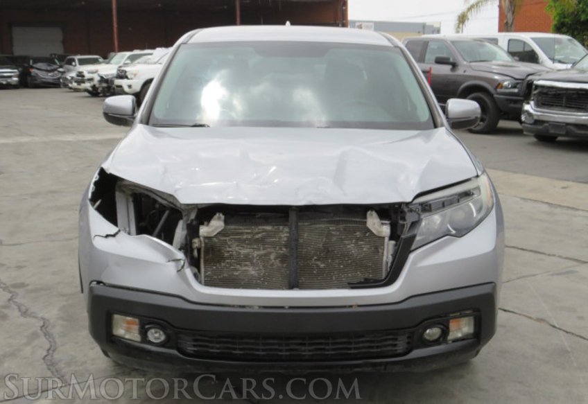 2018 Honda Ridgeline - Image 12