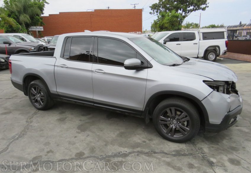 2018 Honda Ridgeline - Image 2