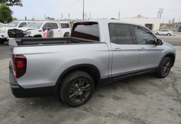 2018 Honda Ridgeline - Image 6