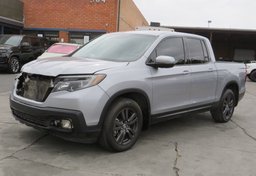 2018 Honda Ridgeline - Image 3