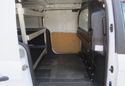 2018 Ford Transit Connect Van - Image 31