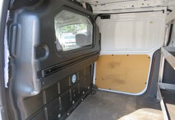 2018 Ford Transit Connect Van - Image 25