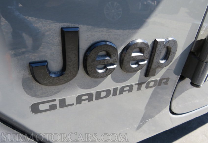2020 Jeep Gladiator - Image 13