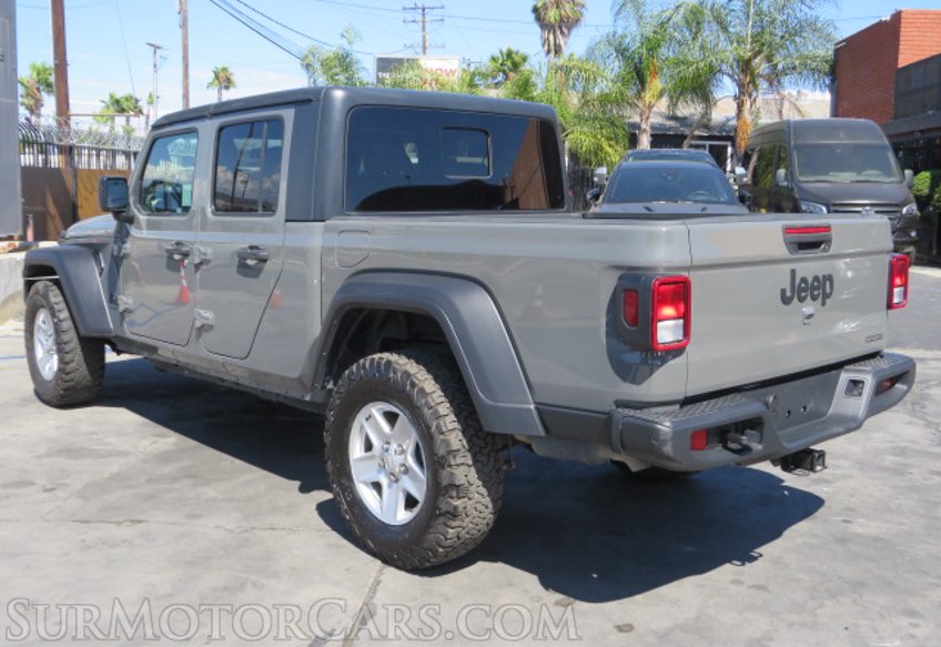 2020 Jeep Gladiator - Image 9