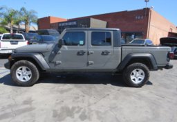 2020 Jeep Gladiator - Image 5