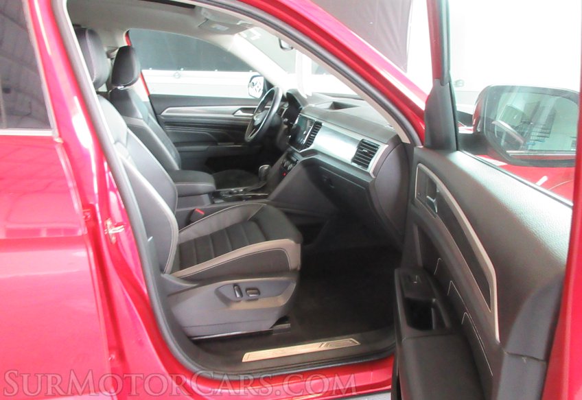 2021 Volkswagen Atlas - Image 32