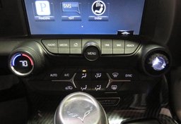 2015 Chevrolet Corvette - Image 31