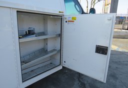 2019 Ford E-Series Cutaway - Image 39