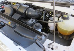 2019 Ford E-Series Cutaway - Image 17