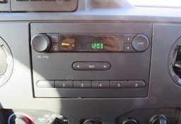 2019 Ford E-Series Cutaway - Image 19