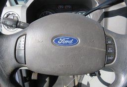 2019 Ford E-Series Cutaway - Image 21