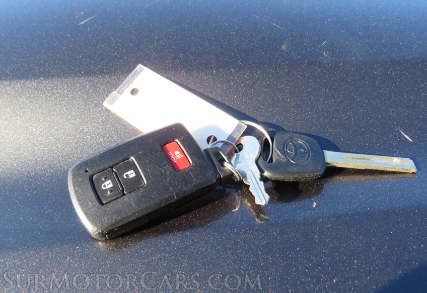 2018 Toyota Tacoma - Image 38