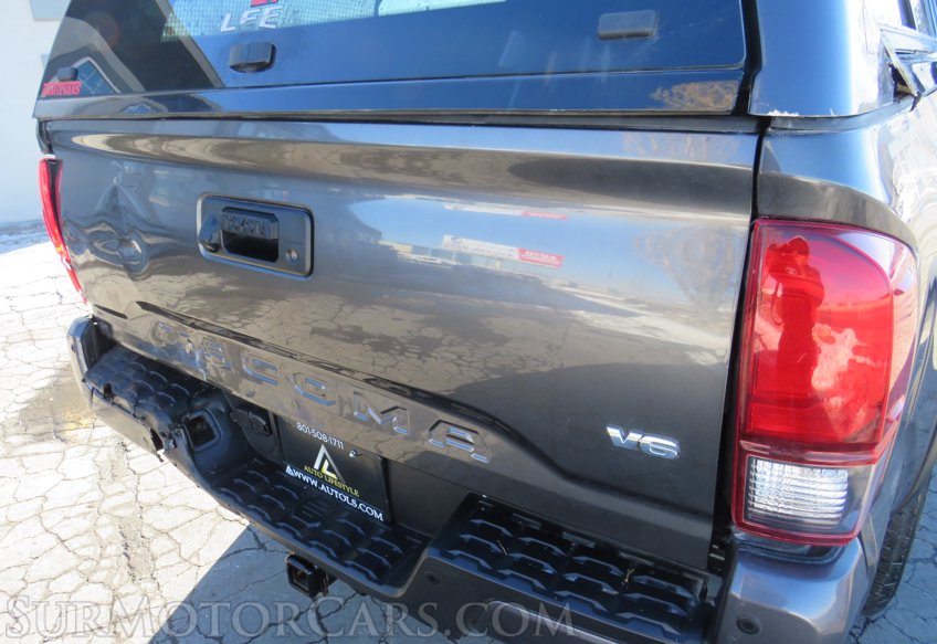 2018 Toyota Tacoma - Image 16