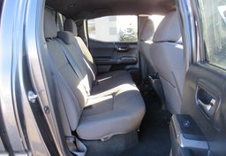 2018 Toyota Tacoma - Image 25