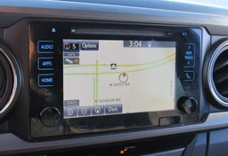 2018 Toyota Tacoma - Image 30