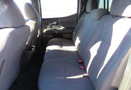 2018 Toyota Tacoma - Image 24