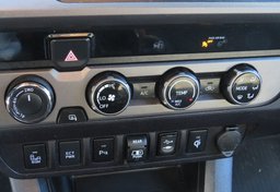 2018 Toyota Tacoma - Image 36