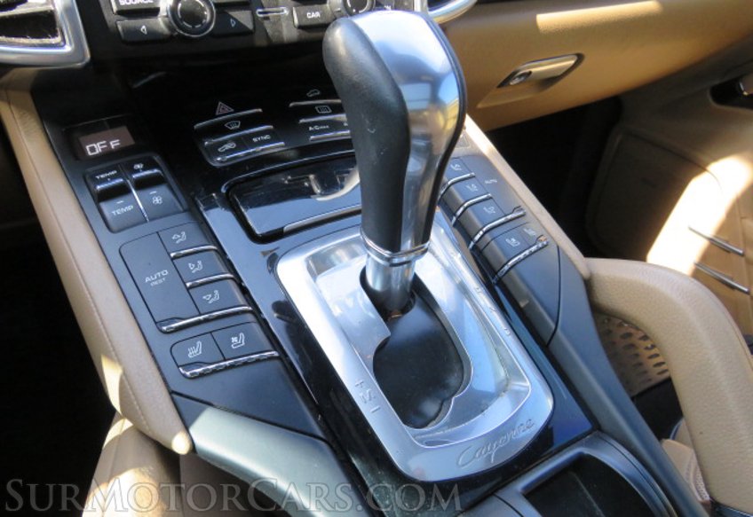 2015 Porsche Cayenne - Image 40