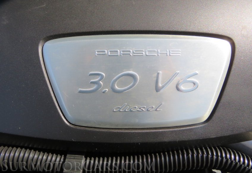 2015 Porsche Cayenne - Image 56