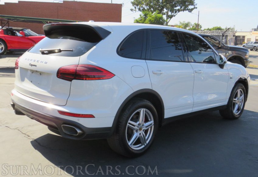2015 Porsche Cayenne - Image 6