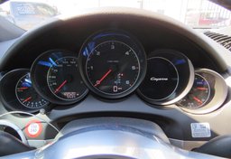 2015 Porsche Cayenne - Image 34