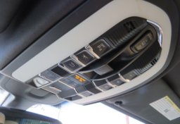 2015 Porsche Cayenne - Image 51