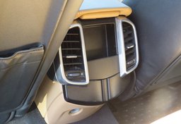 2015 Porsche Cayenne - Image 46