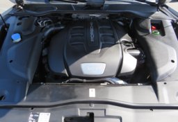 2015 Porsche Cayenne - Image 54