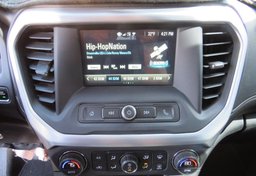 2019 GMC Acadia - Image 42