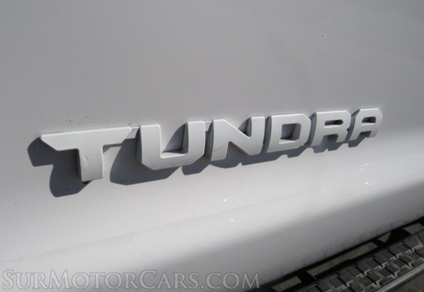 2021 Toyota Tundra - Image 16