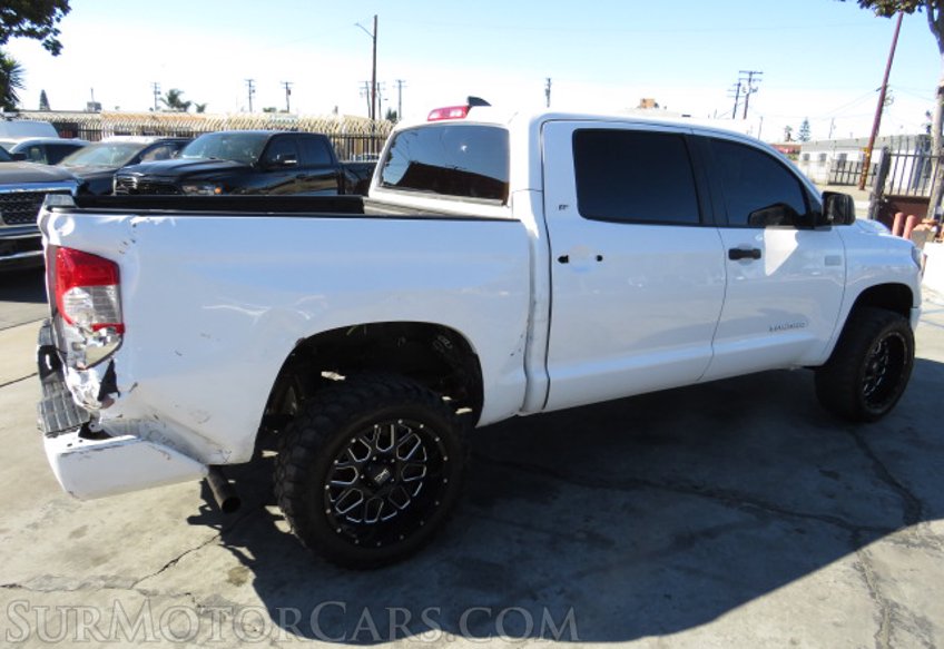 2021 Toyota Tundra - Image 5