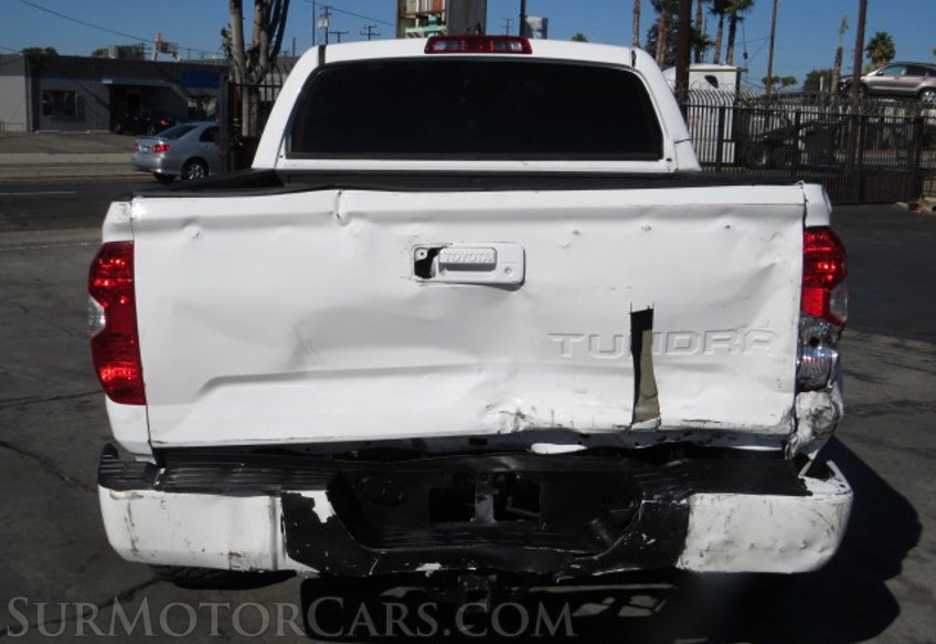 2021 Toyota Tundra - Image 12