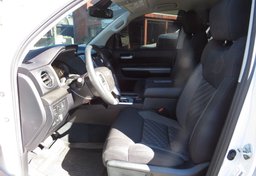 2021 Toyota Tundra - Image 24