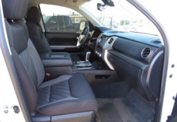 2021 Toyota Tundra - Image 25