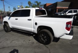 2021 Toyota Tundra - Image 6