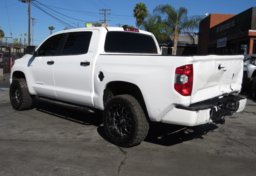 2021 Toyota Tundra - Image 8