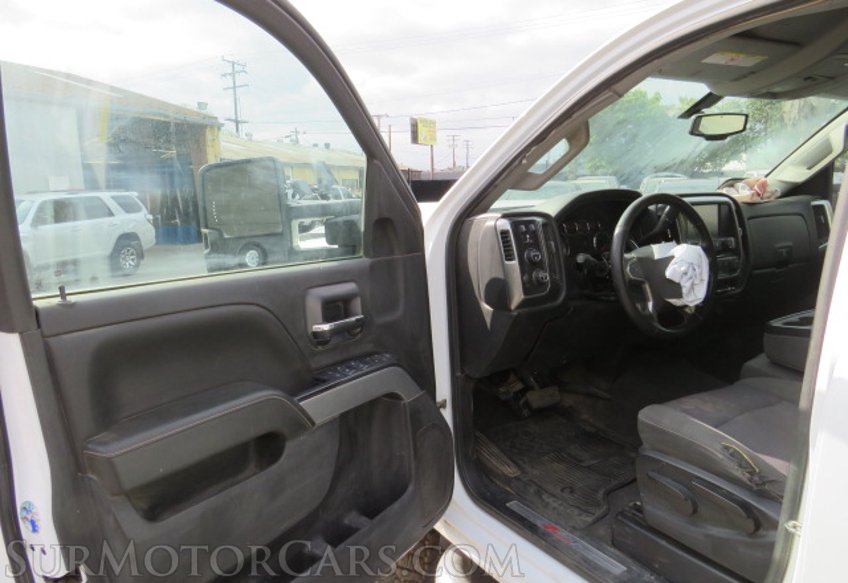 2019 Chevrolet Silverado 2500HD - Image 24