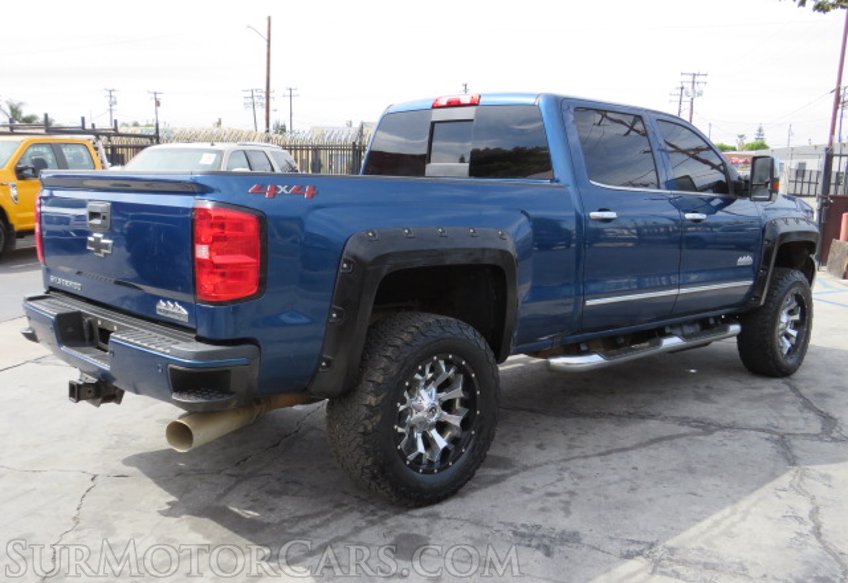 2018 Chevrolet Silverado 2500HD - Image 8